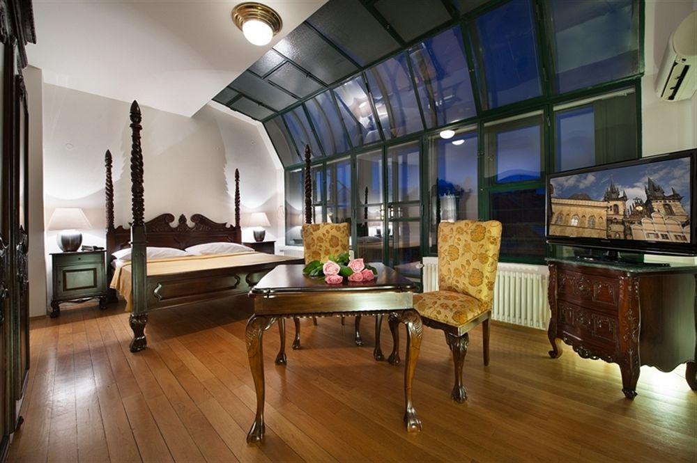 Hotel Bologna Prague Luaran gambar